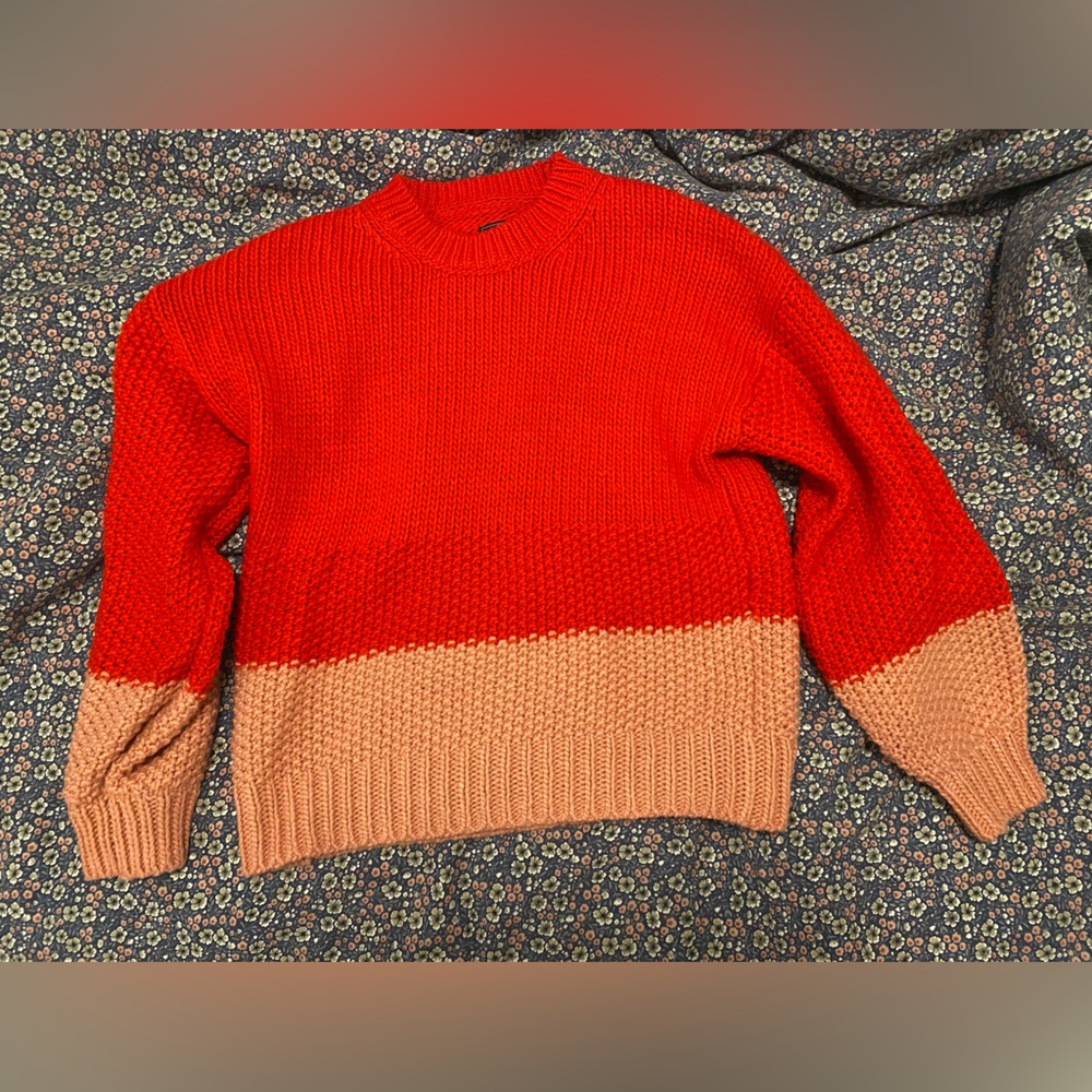 GAP Red and Pink Colorblock Sweater